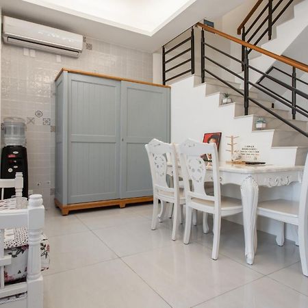花蓮前站-艾莉小屋電梯民宿 Hualien Buitenkant foto
